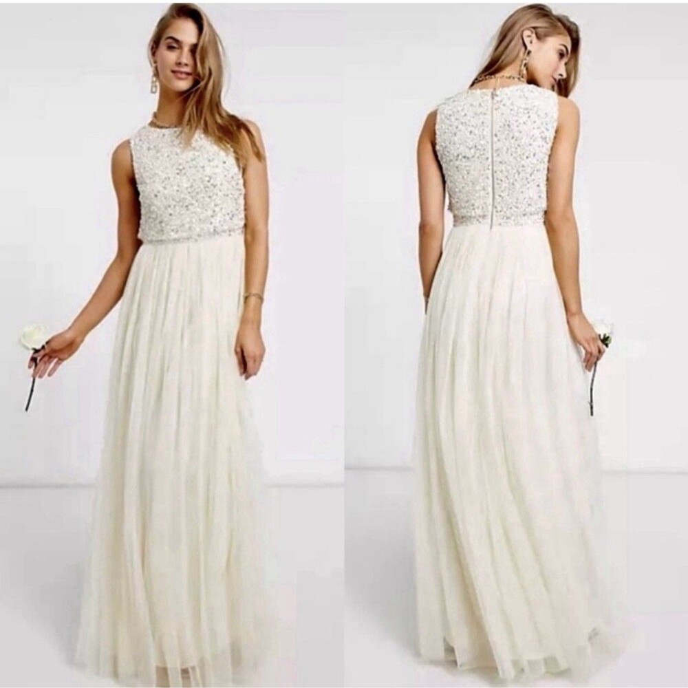 Maya Deluxe long sleeveless Ivory dress with sequins and tulle Size 4